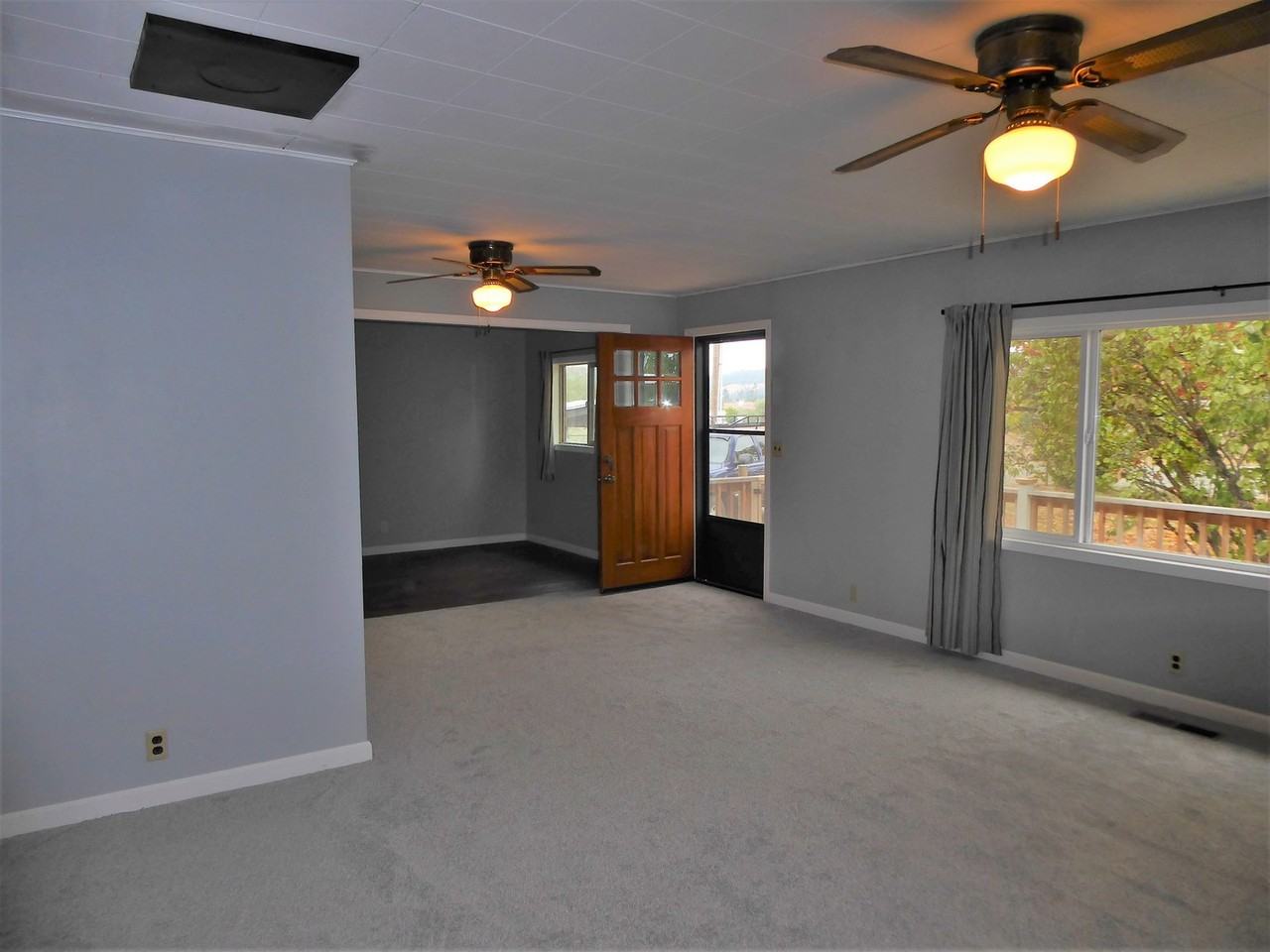 111 Justa Ln - Photo 3 of 12