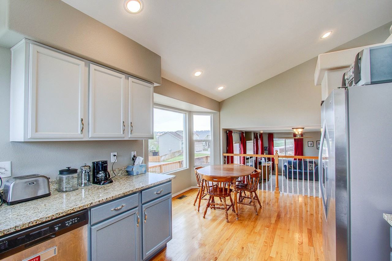 4038 Pronghorn Meadows Cir - Photo 4 of 39