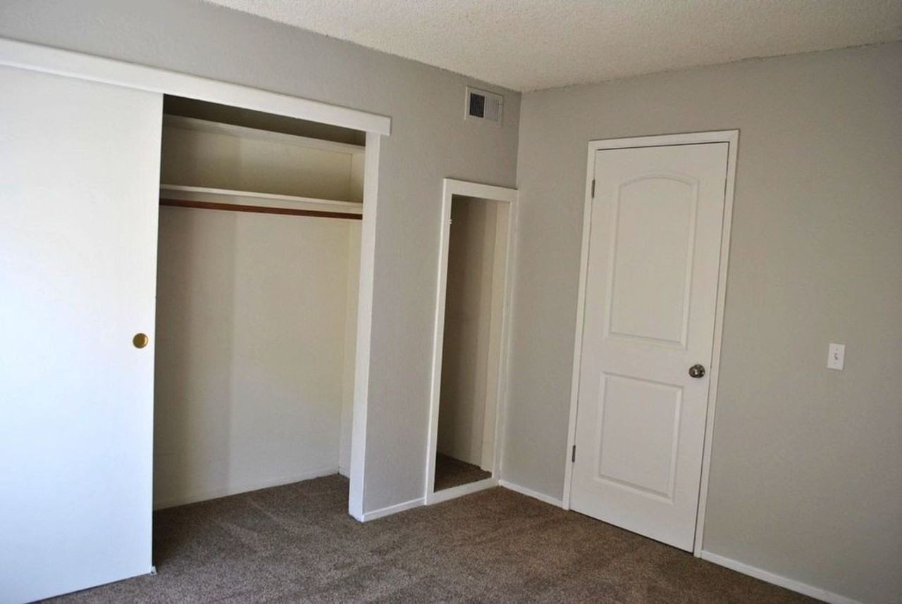 2819 E St #5 - Photo 5 of 13