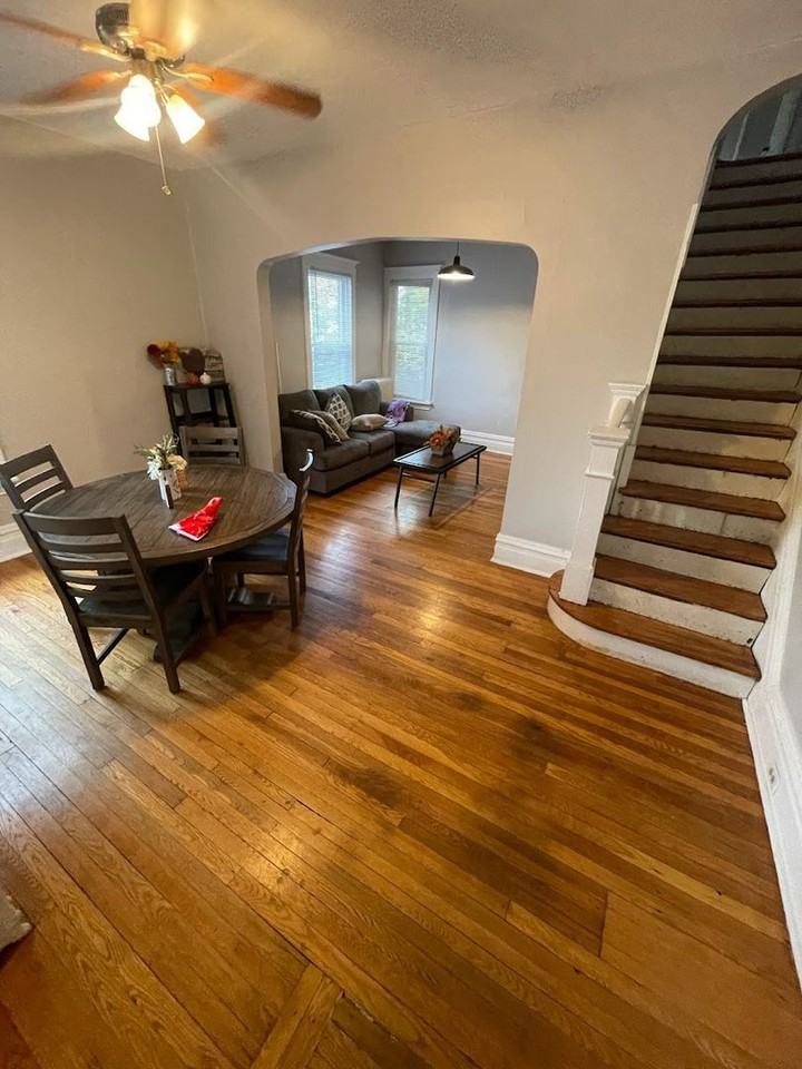 104 E 10th St - Photo 2 of 9