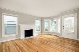 featured image of 349 Ne 3rd Ave