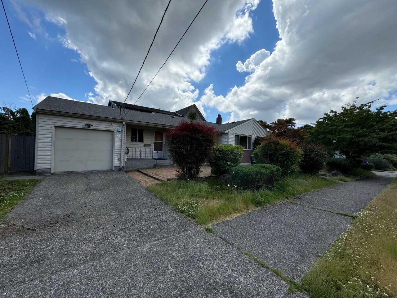 4205 Ne 72nd St - Photo 2 of 25