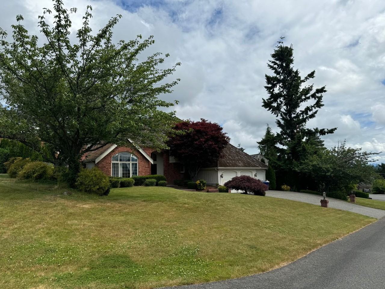 22608 Se 47th Pl - Photo 2 of 26