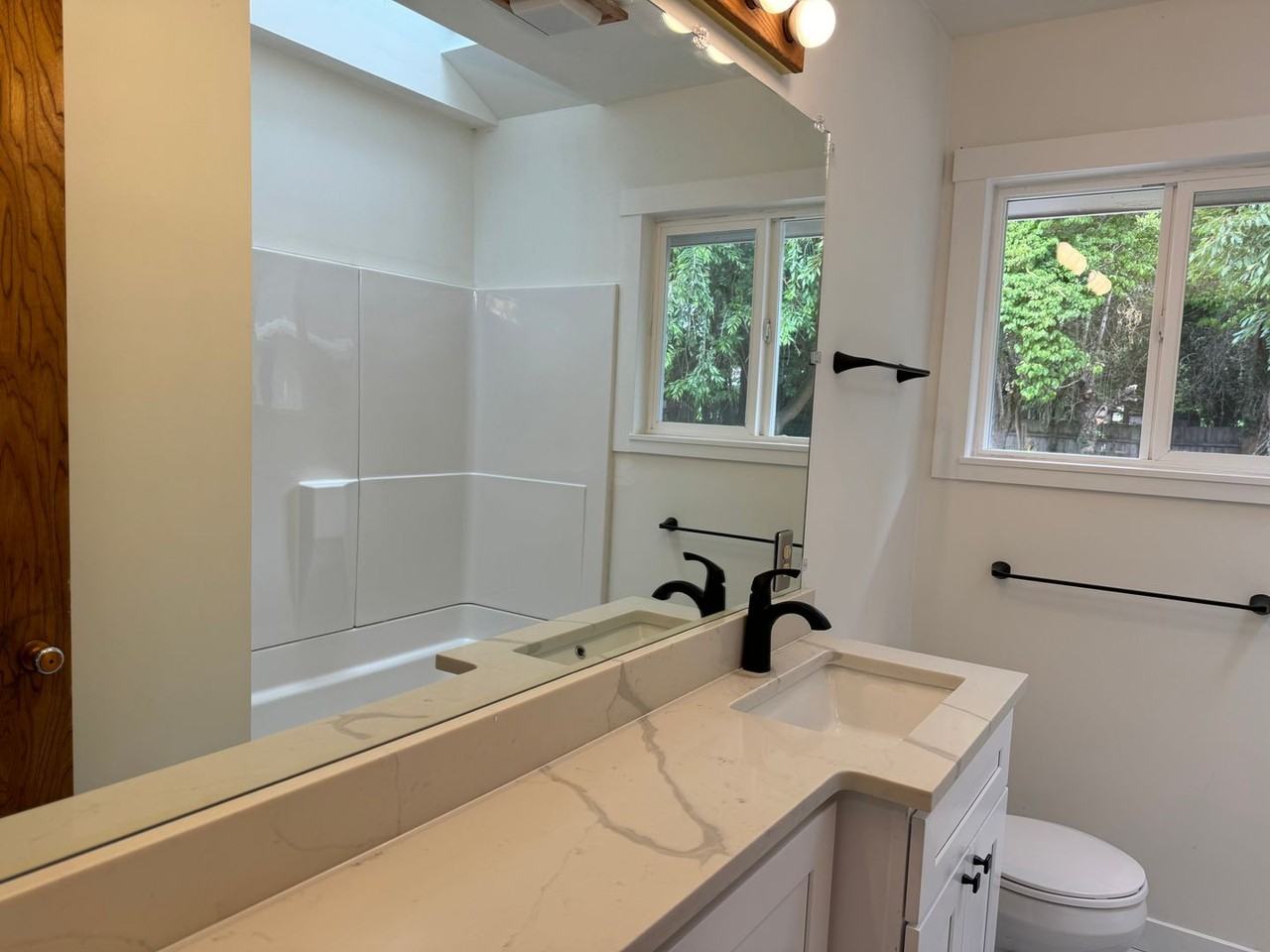 1433 Parnell Dr - Photo 7 of 22