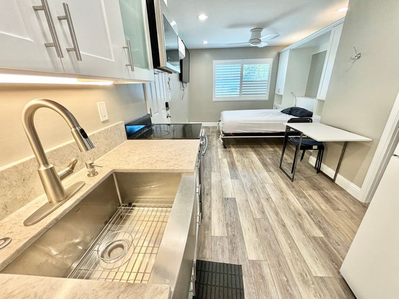 2219 Okeeffe Pl - Photo 5 of 13