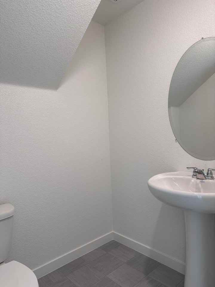 7760 Forestdale Way - Photo 4 of 12
