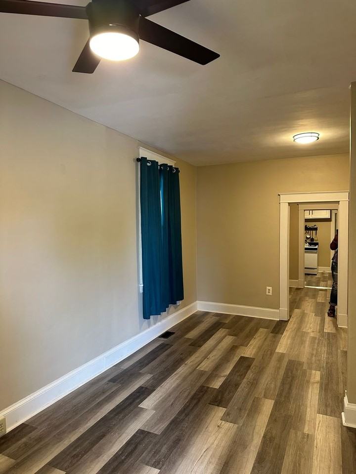 4410 Fairhaven Ave - Photo 3 of 17