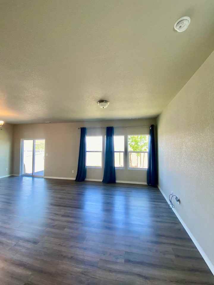 8274 Talc Dr - Photo 4 of 24