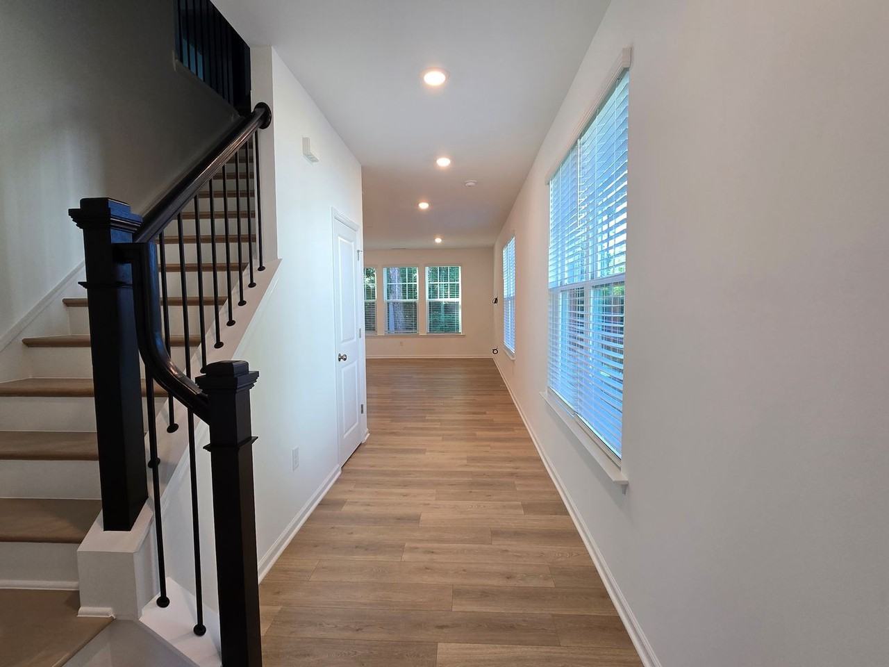2311 Big Sky Ln - Photo 5 of 31