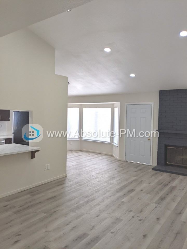 7030 5th Ave - Photo 3 of 26