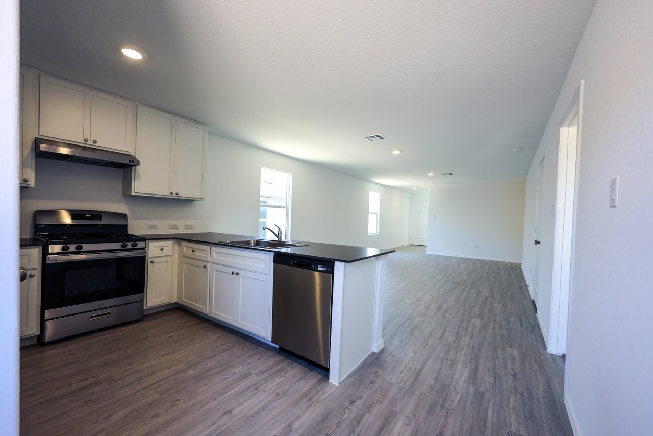 232 Kayden Ct - Photo 7 of 19