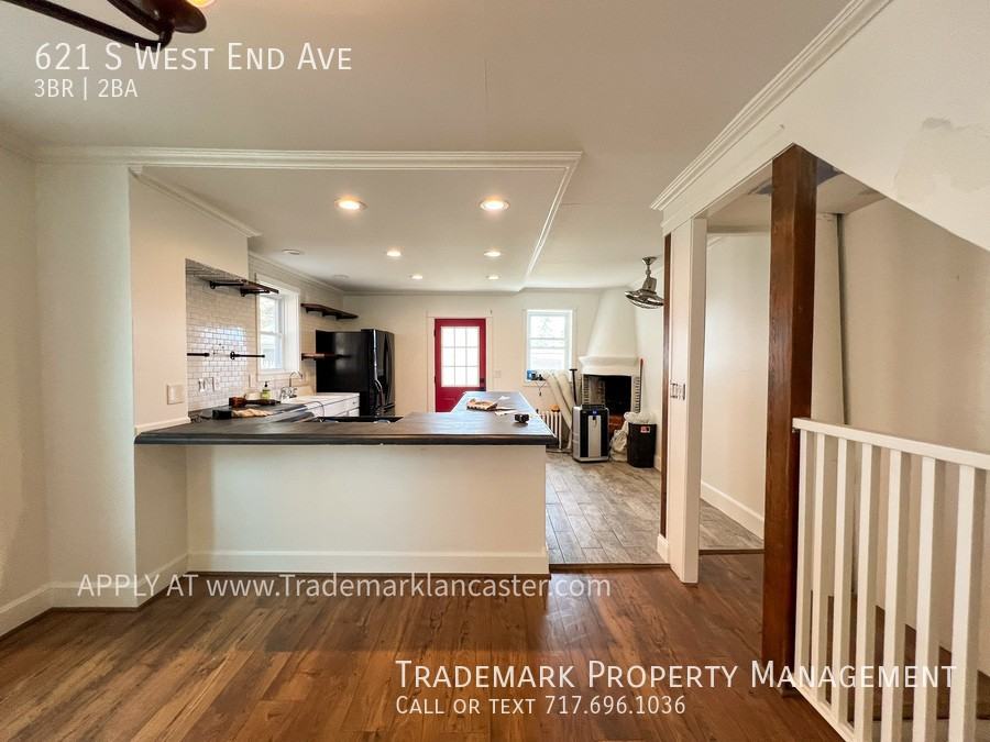 621 S West End Ave - Photo 3 of 14