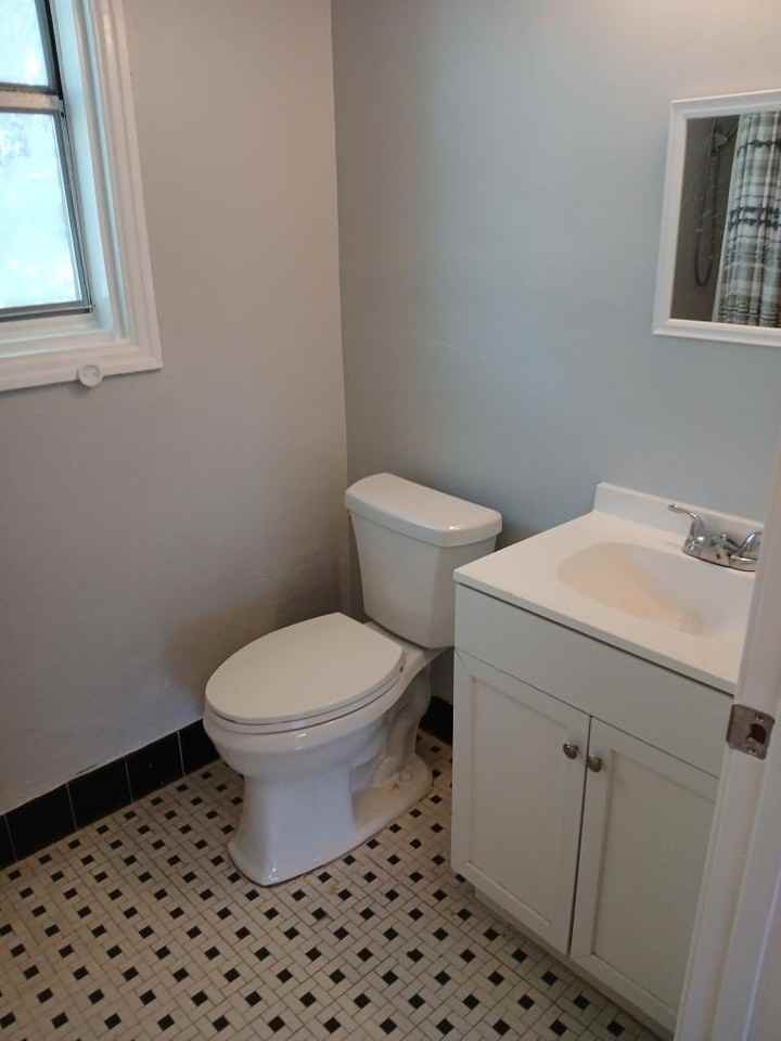 1515 Greenridge Rd #2 - Photo 2 of 7