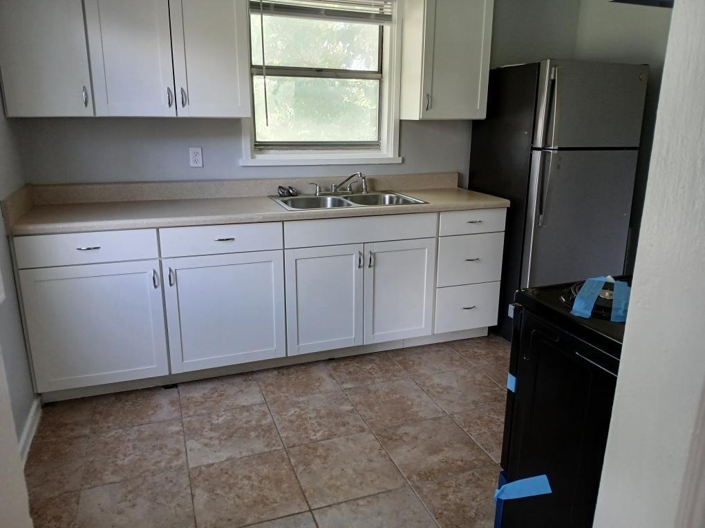 1515 Greenridge Rd #2 - Photo 6 of 7