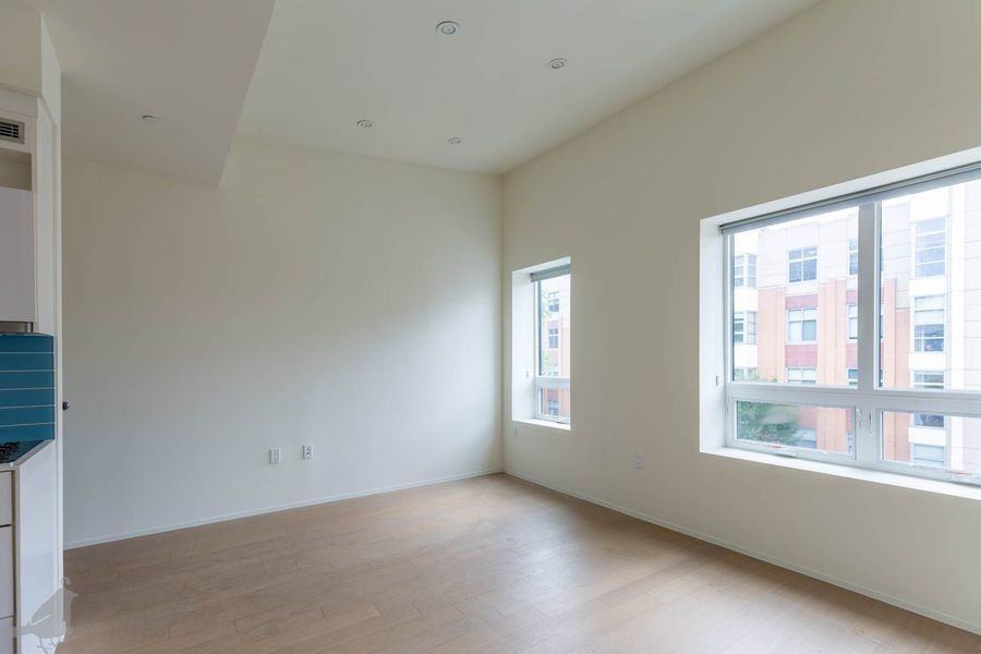 2424 17th St Nw #108