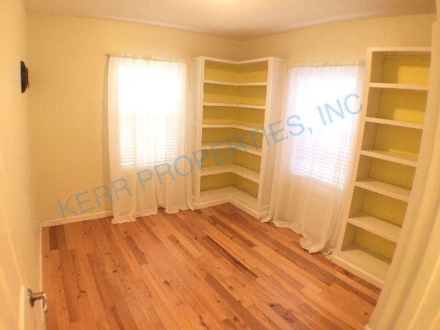 5025 Se Knapp St - Photo 7 of 17