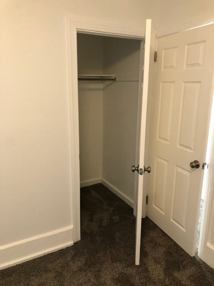 430 W Bringhurst St #2 - Photo 5 of 8