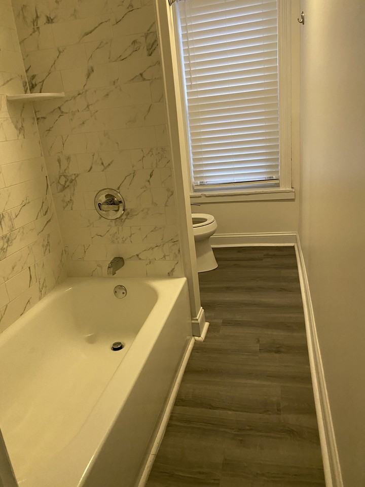 506 N Charlotte St #2 - Photo 6 of 13