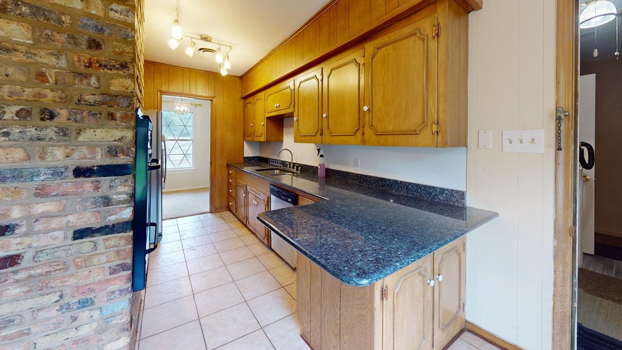 2812 Juniper Ln #NA - Photo 4 of 16