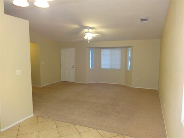 1511 Poppy Ct - Photo 3 of 12