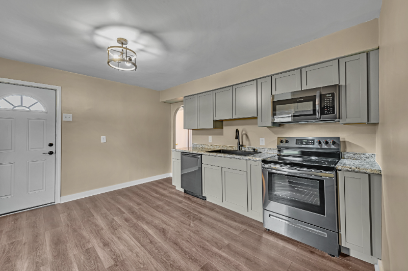 108 Duncan St - Photo 2 of 18