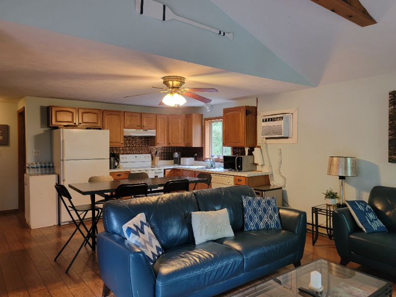 111 Tumbleweed Dr - Photo 3 of 20