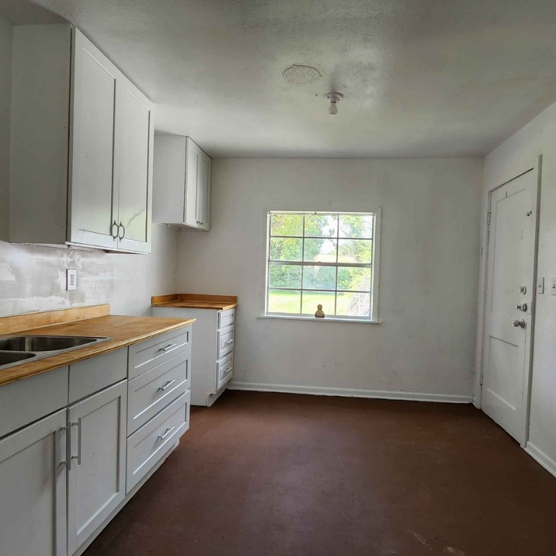 2511 8th St #2511 - Photo 3 of 7