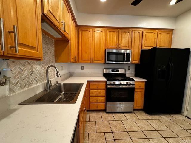 2180 Lago Madero - Photo 2 of 15