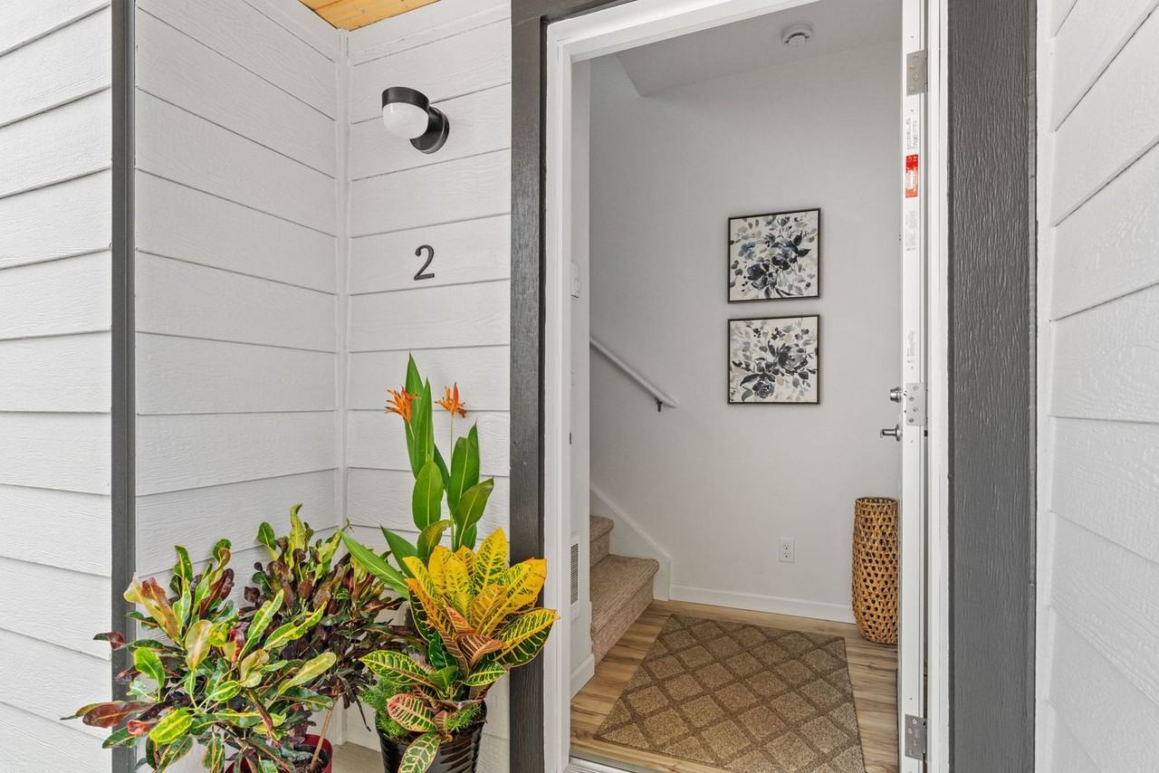 2 Chelan Place - Photo 3 of 35