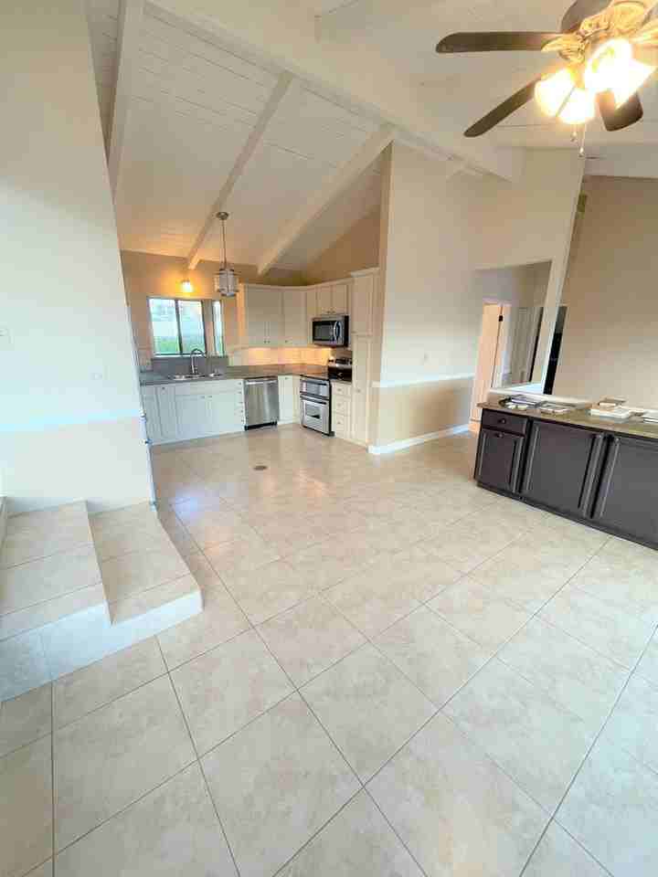 1065 Kalihiwai Pl - Photo 6 of 24