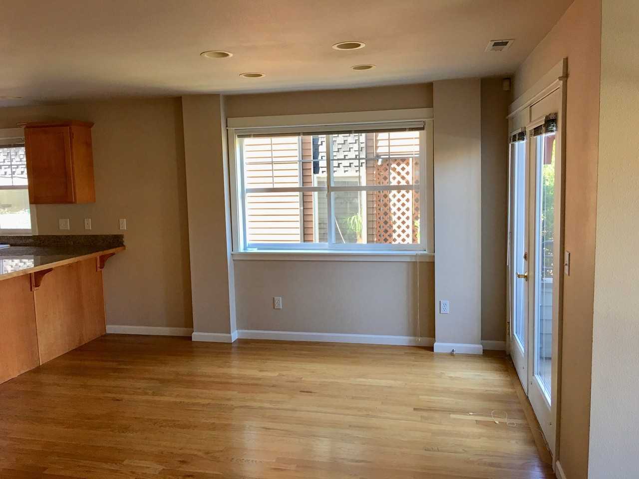 6521 24th Ave Ne - Photo 3 of 12