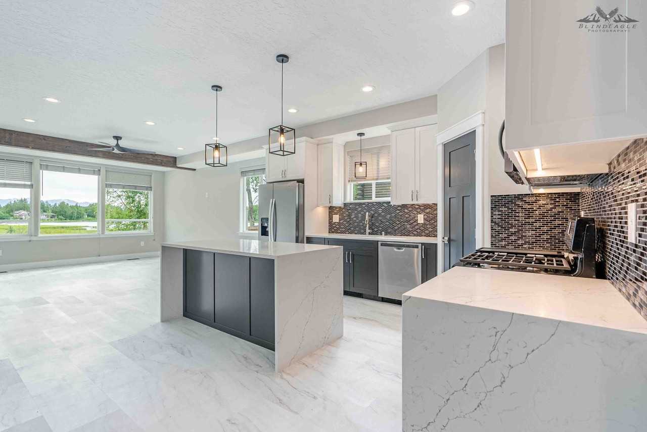 7650 E Ashmore Avenue - Photo 3 of 38