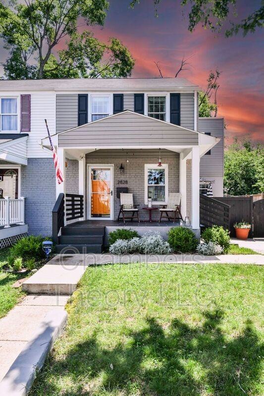 2828 Fairhaven Ave - Photo 2 of 35