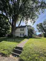 featured image of 88 N Waverly St