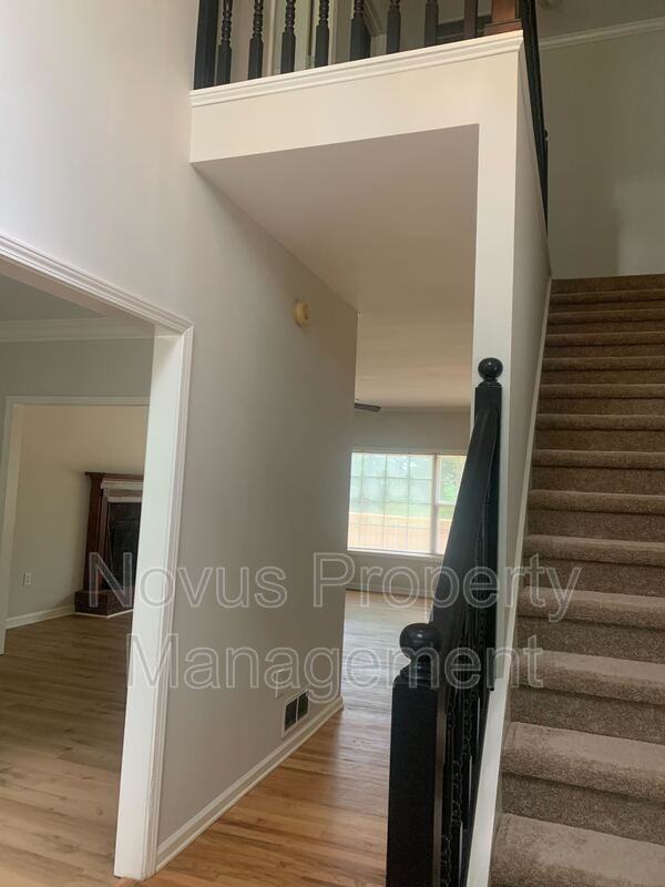 7439 Mason Falls Dr - Photo 3 of 36