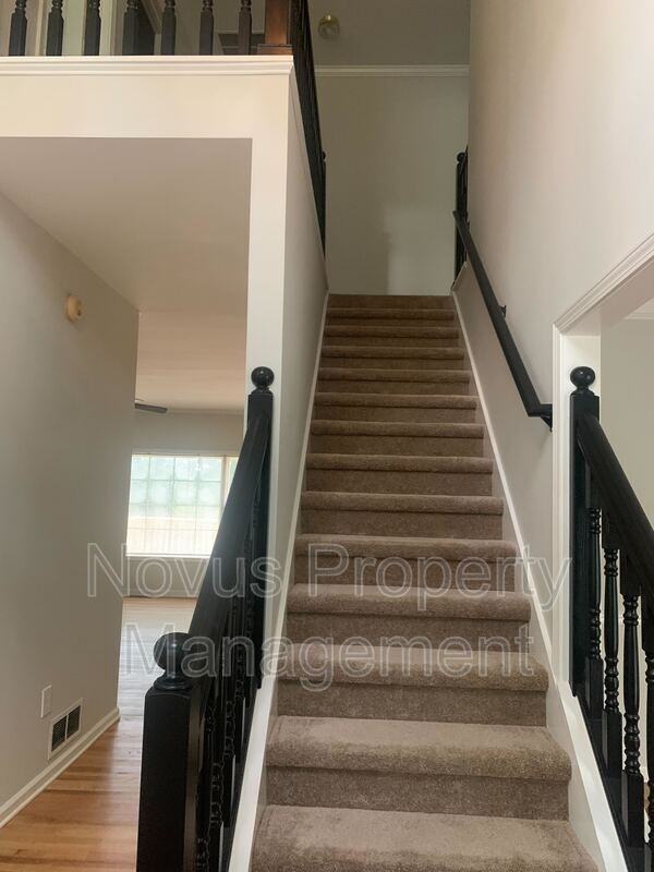 7439 Mason Falls Dr - Photo 4 of 36