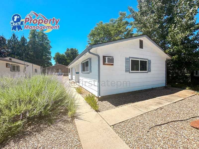 1819 S Jessie St - Photo 3 of 21