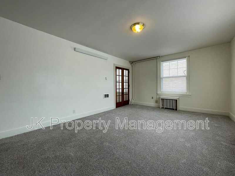 310 5th St N #22 - Photo 7 of 18