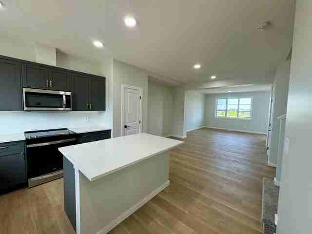 112 Langwell Common Se - Photo 3 of 30