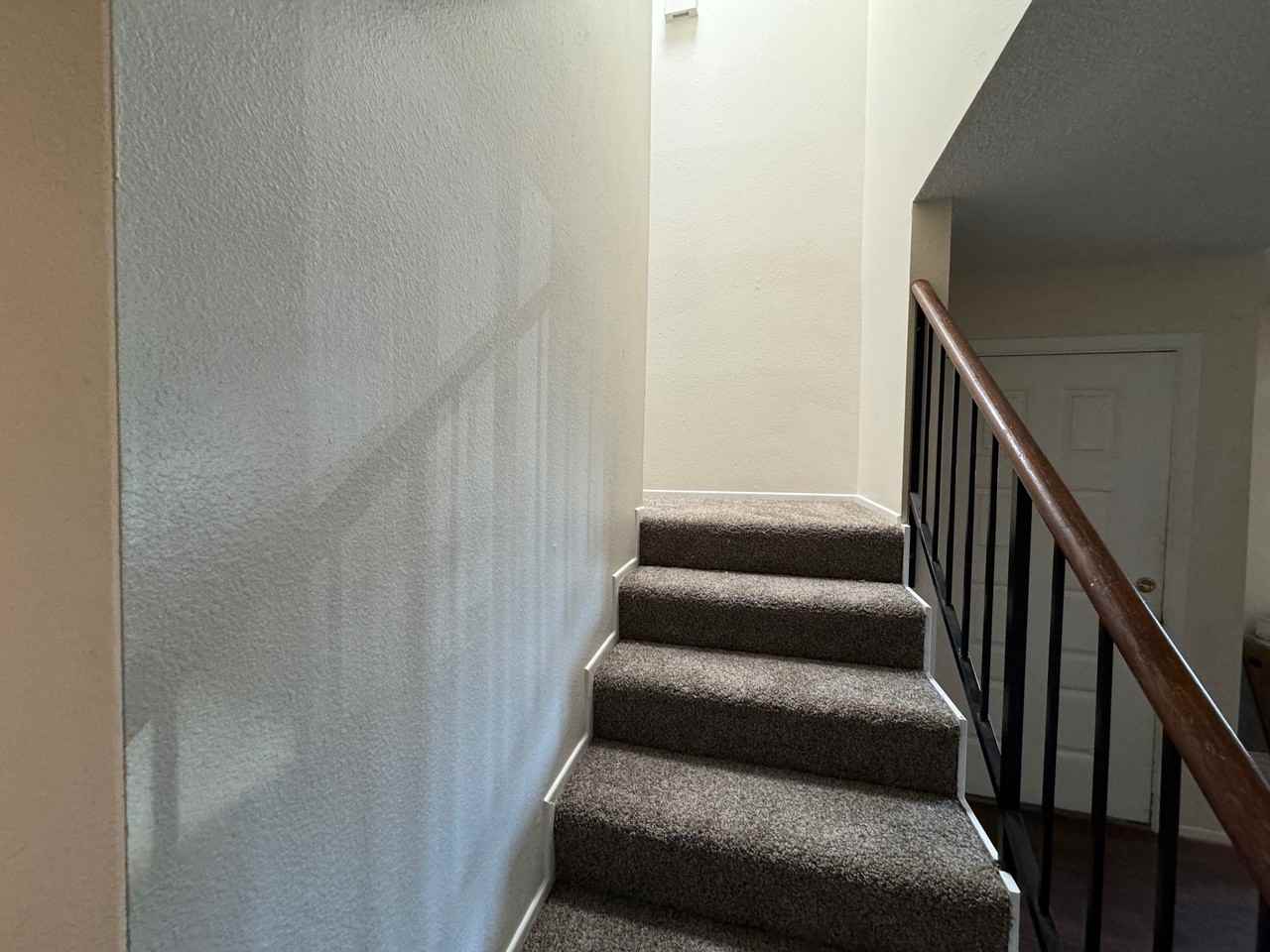 2004 Pasadena Ave - Photo 2 of 9