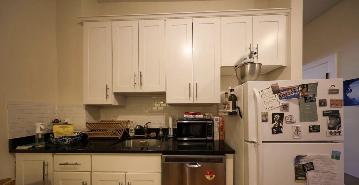 1728 Beacon St #1 - Photo 3 of 7