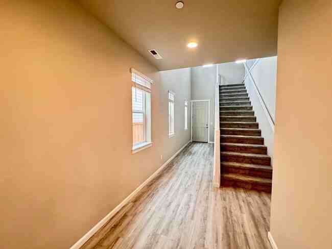 7467 87th Dr Ne #NA - Photo 7 of 19