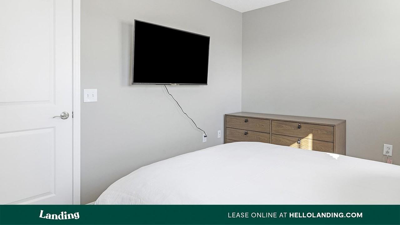 6460 Chelsea Glen Dr - Photo 4 of 50