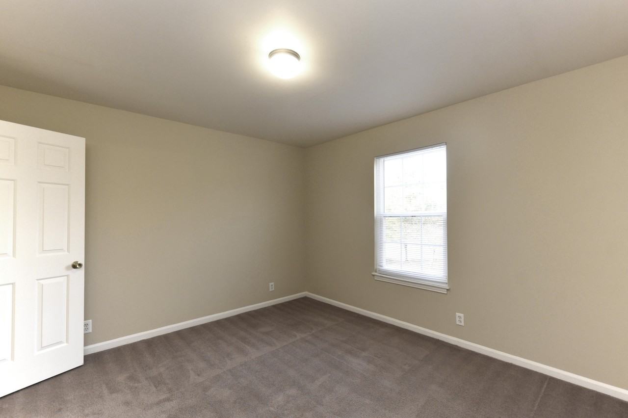 Washington Square - Photo 5 of 15