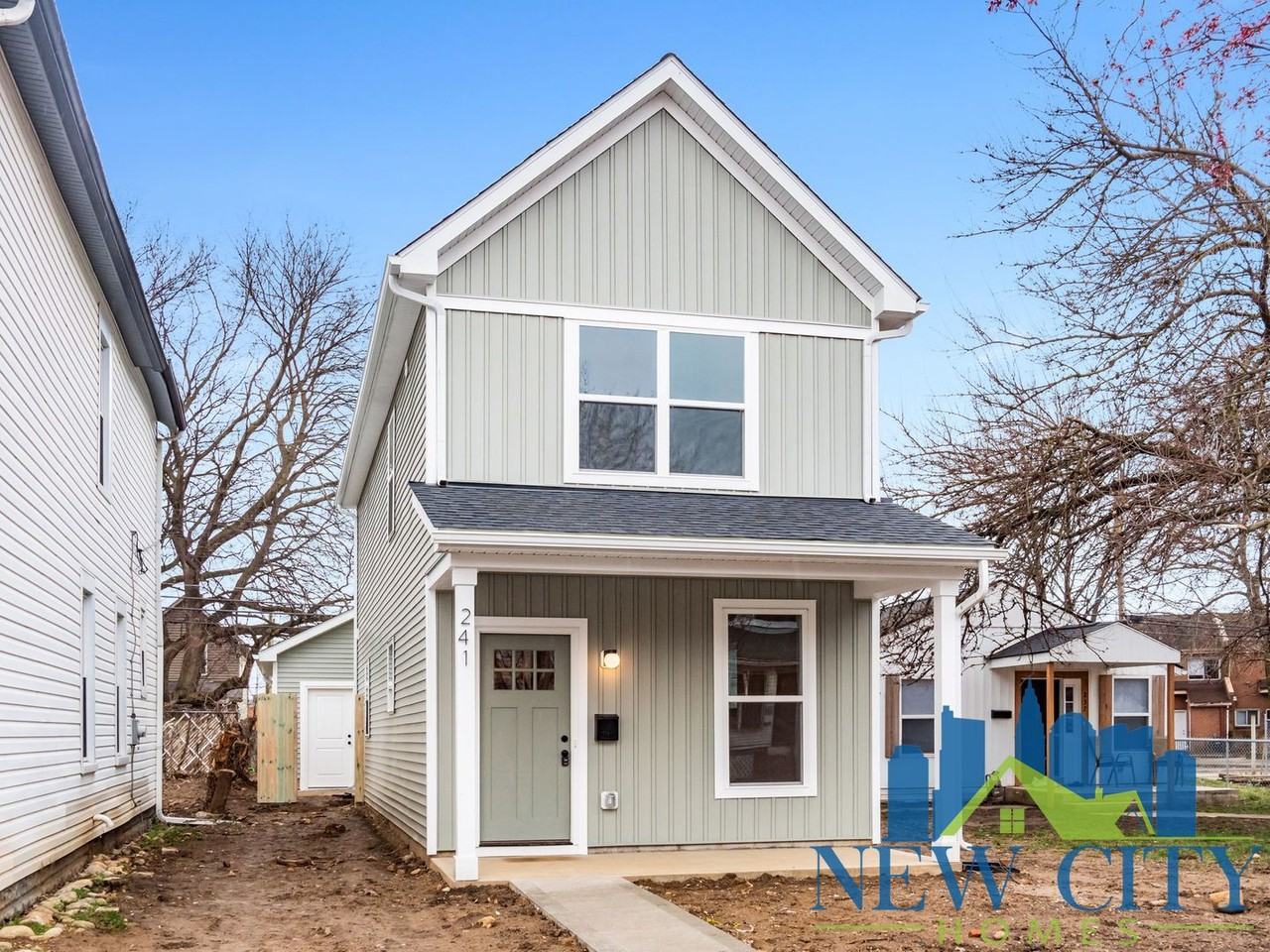 241 E Barthman Ave - Photo 3 of 28