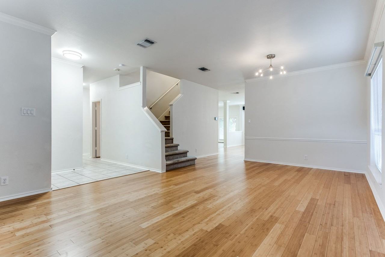 15326 Preston Pass Dr - Photo 3 of 25