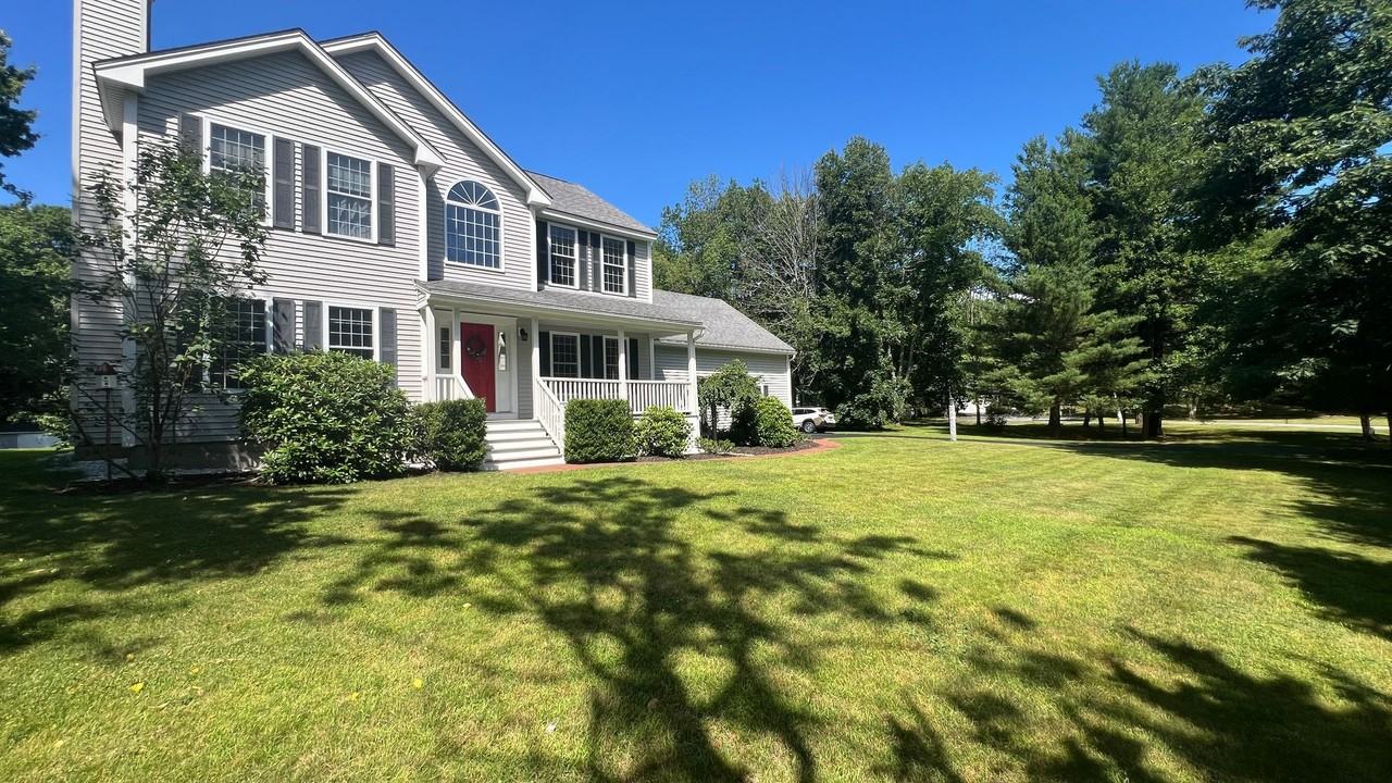 2 Winterberry Ln - Photo 2 of 50