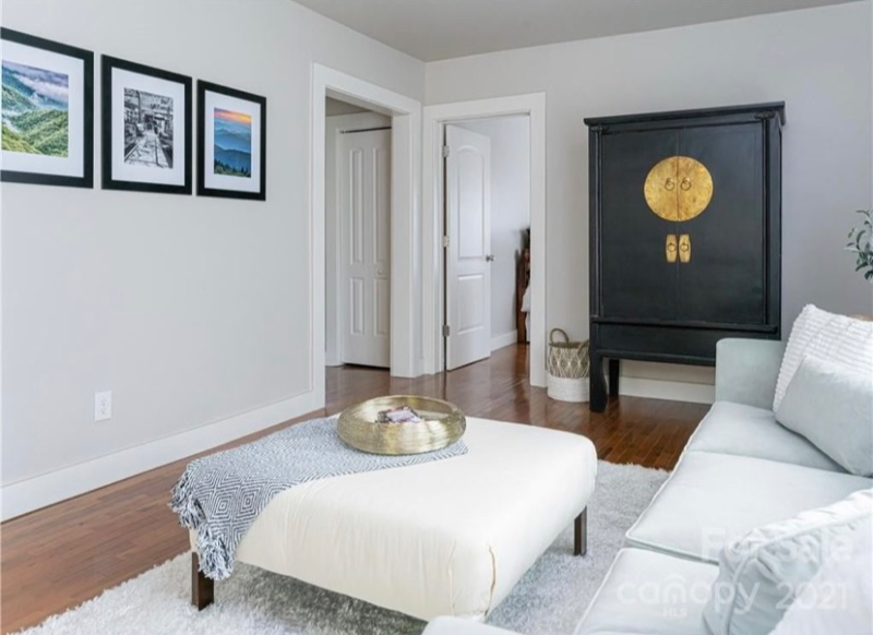 338 North Main Street - Photo 5 of 17