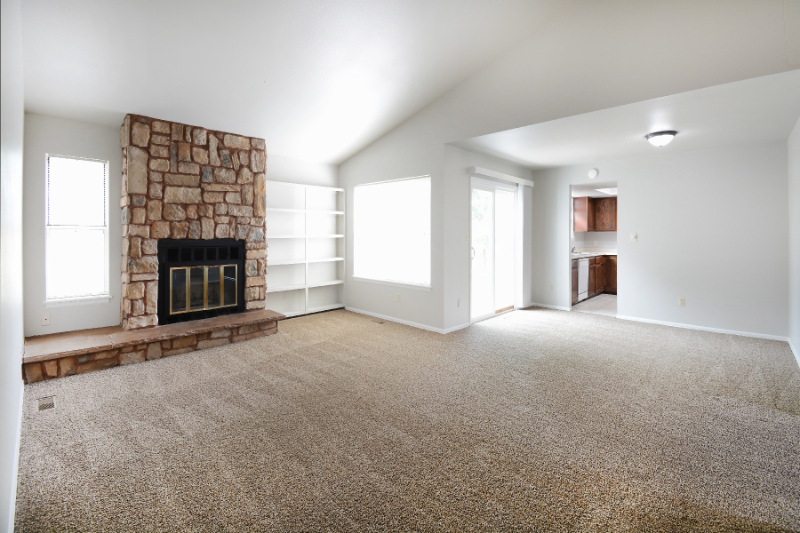 258 Cobblestone Dr - Photo 2 of 15
