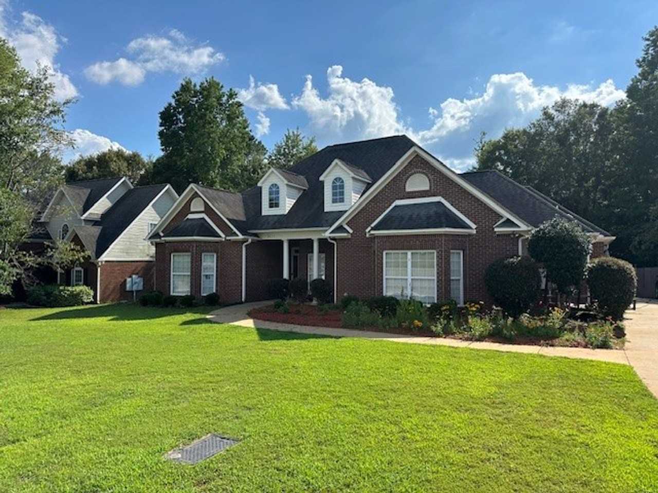 2111 Keystone Drive - Photo 2 of 3